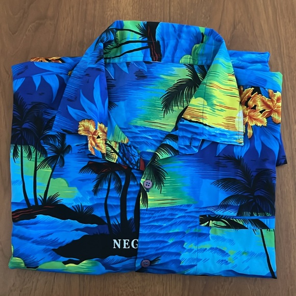 Other - Tropical XL Button Short Sleeve Shirt Camp